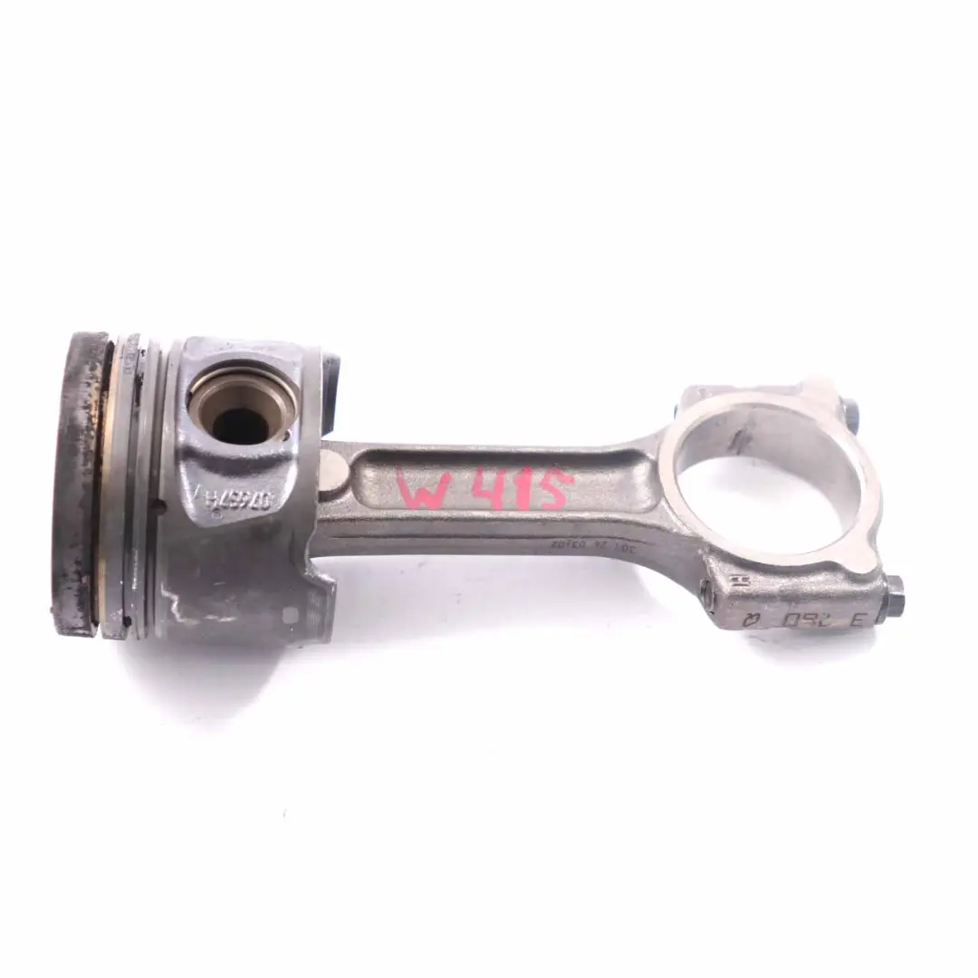 OM607.951 607951 motore diesel biella pistone biella per Mercedes W415 con numero di parte A6070302100 Mercedes W415 OM607.951 607951 motore diesel biella pistone biella - SKU A6070302100 - Numero di parte A6070302100