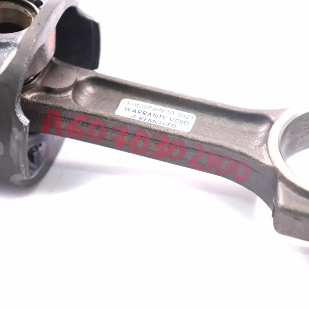 Mercedes W415 OM607.951 607951 Biela Pistón Biela Motor Diesel - SKU A6070302100 - Número de pieza A6070302100