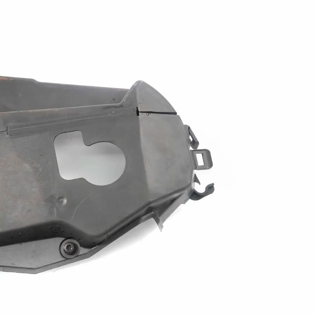 OM607 Coperchio scatola distribuzione Pannello motore per Mercedes W176 con numero di parte A6070520000 Mercedes W176 OM607 Coperchio scatola distribuzione Pannello motore - SKU A6070520000 - Numero di parte A6070520000