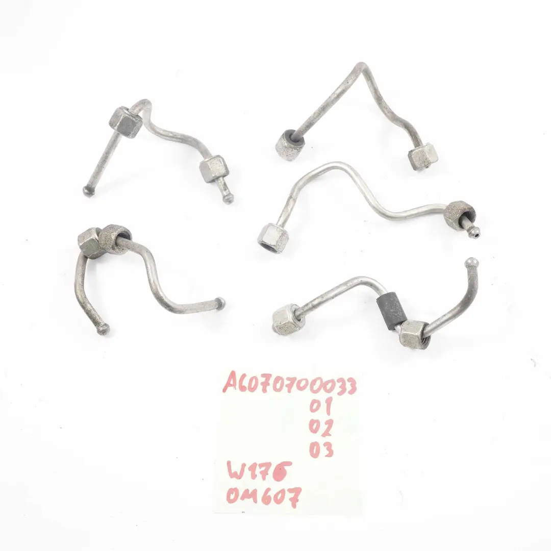 OM607 Einspritzleitungs Druckrohr Injektor Set für Mercedes W176 W246 mit Teilenummer A6070700033 Mercedes W176 W246 OM607 Einspritzleitungs Druckrohr Injektor Set - SKU A6070700033 - Teilenummer A6070700033