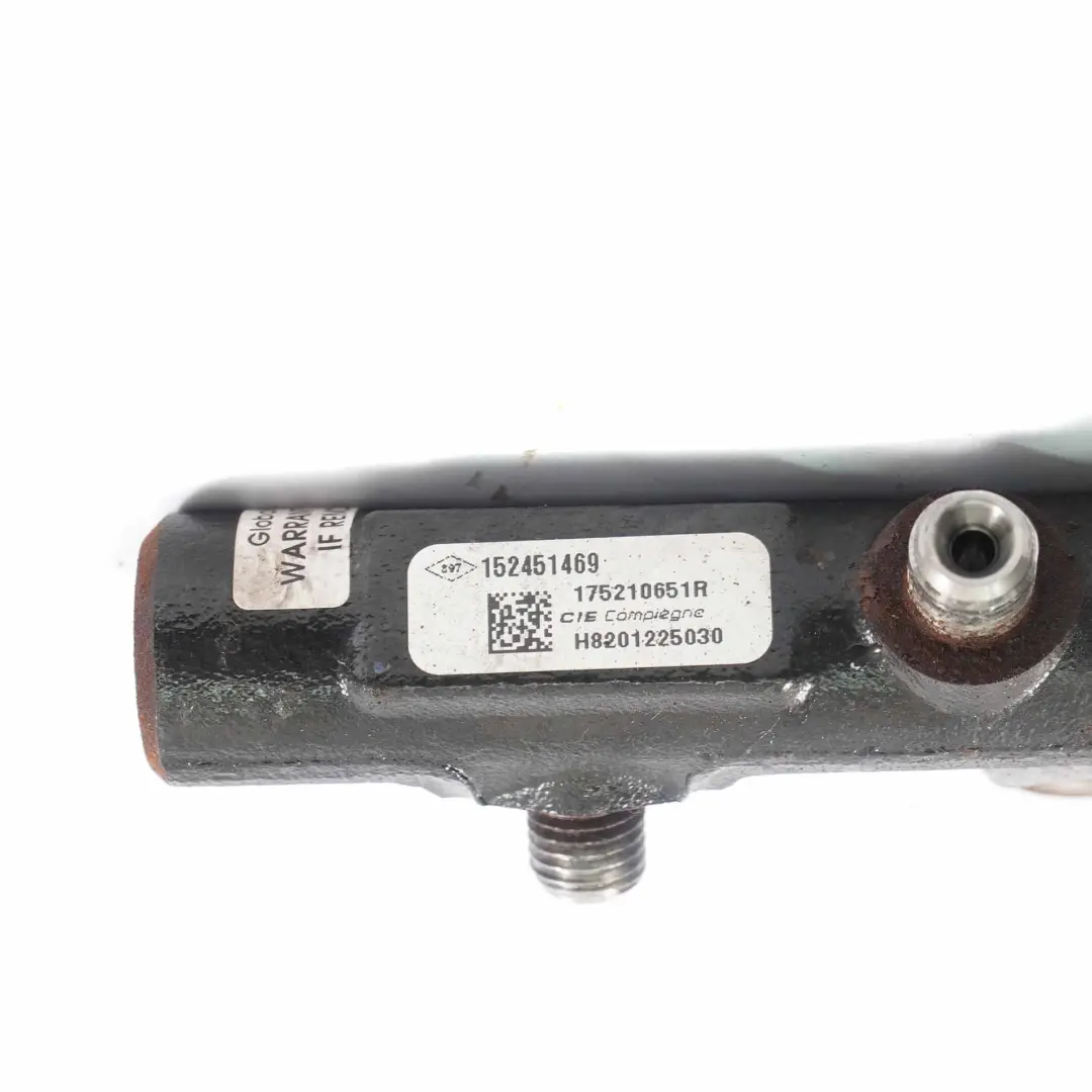 Rail Mercedes W176 W246 OM607 High Pressure Fuel Rail to Fuel Injection with Part number A6070700400 Fuel Injection Rail Mercedes W176 W246 OM607 High Pressure Fuel Rail - SKU A6070700400 - Part number A6070700400