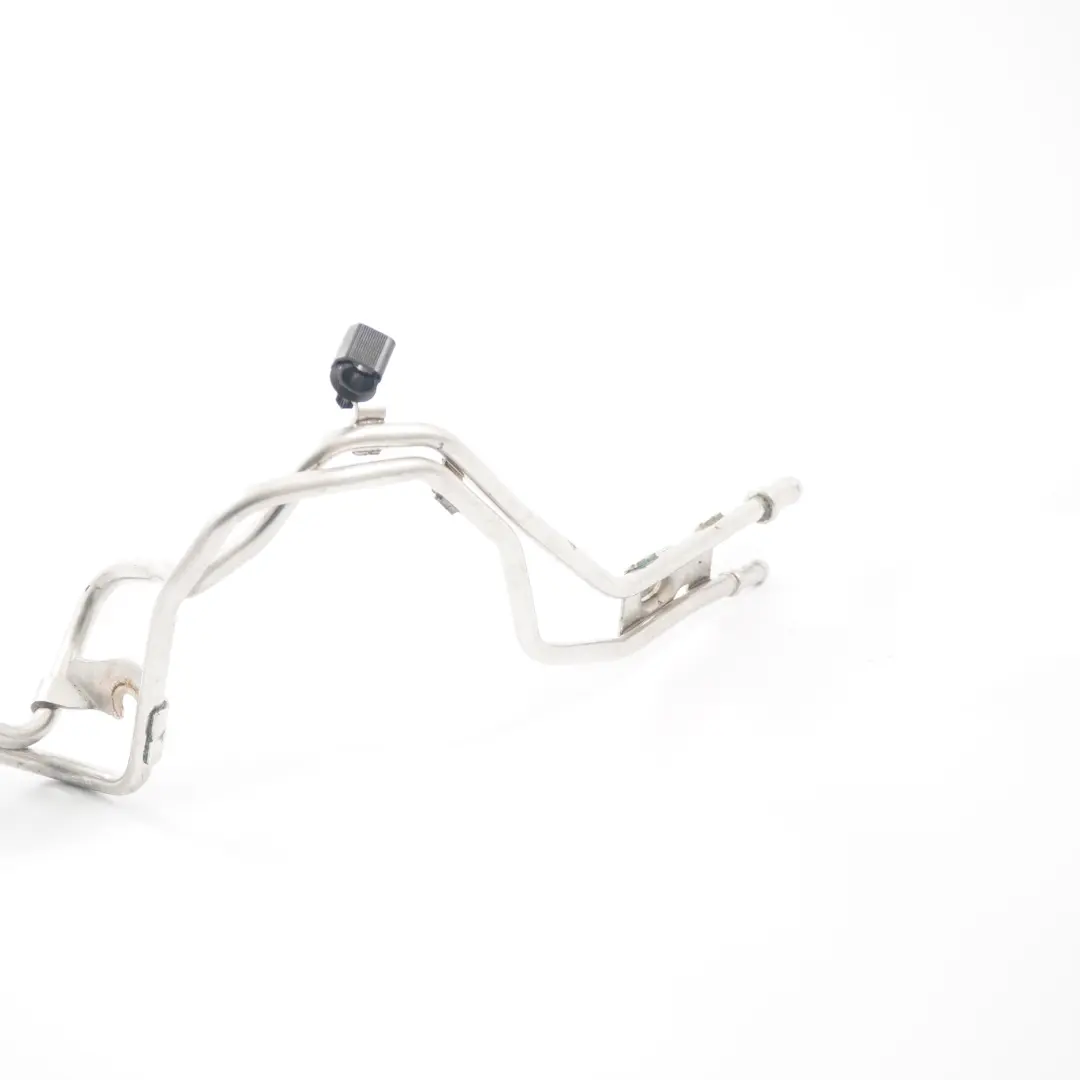 iniezione carburante Mercedes W176 OM607 Pressione tubo guida per Linea con numero di parte A6070701332 Linea iniezione carburante Mercedes W176 OM607 Pressione tubo guida - SKU A6070701332-2 - Numero di parte A6070701332