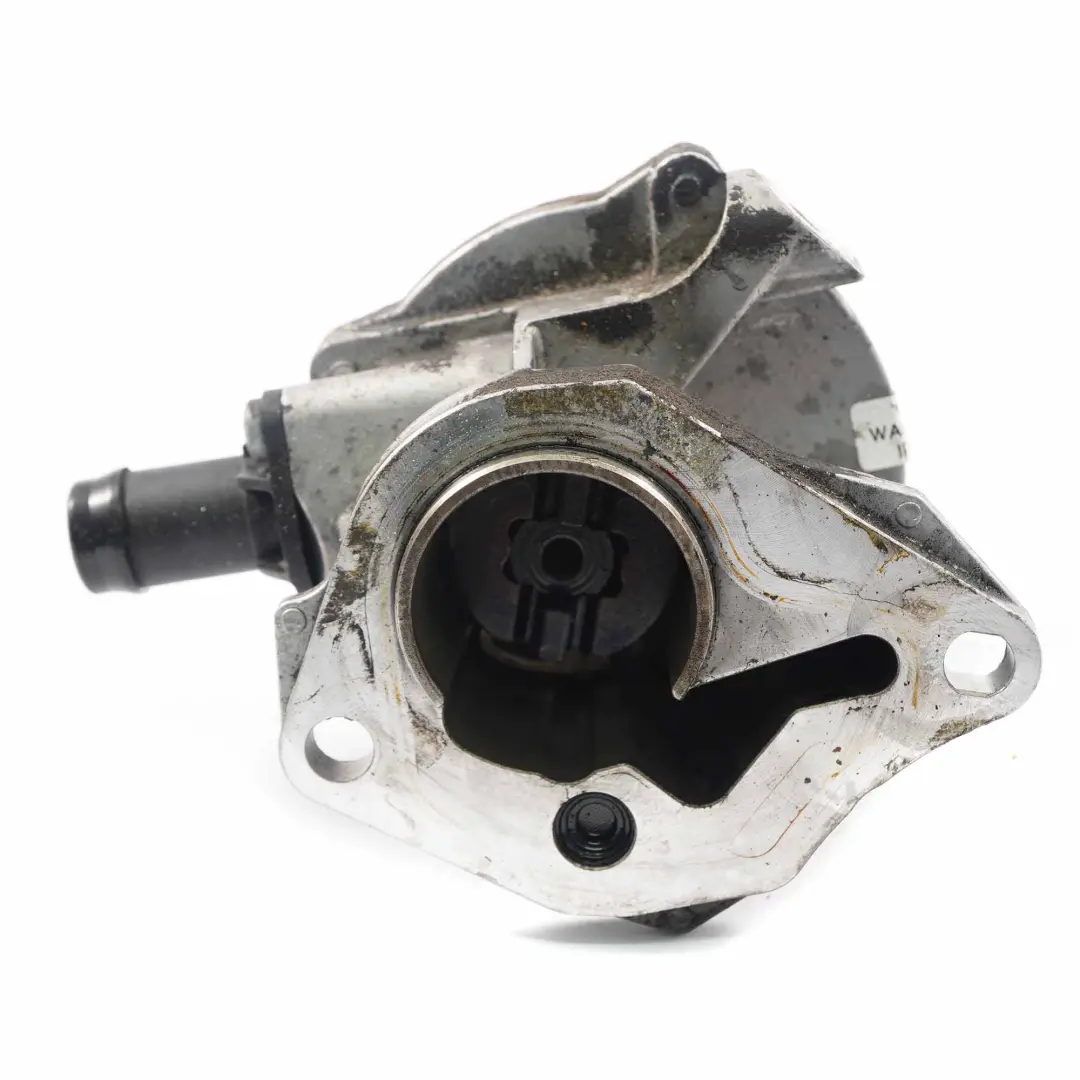 Pompa A Vuoto Mercedes W176 W246 OM607 Motore Diesel per con numero di parte A6070900005 Pompa A Vuoto Mercedes W176 W246 OM607 Motore Diesel - SKU A6070900005 - Numero di parte A6070900005