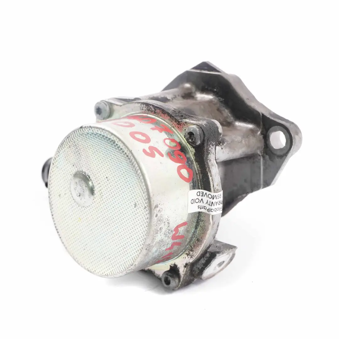 Pompe À Vide Mercedes W176 W246 OM607 Moteur Diesel pour à propos du numéro de pièce A6070900005 Pompe À Vide Mercedes W176 W246 OM607 Moteur Diesel - SKU A6070900005 - Numéro de pièce A6070900005