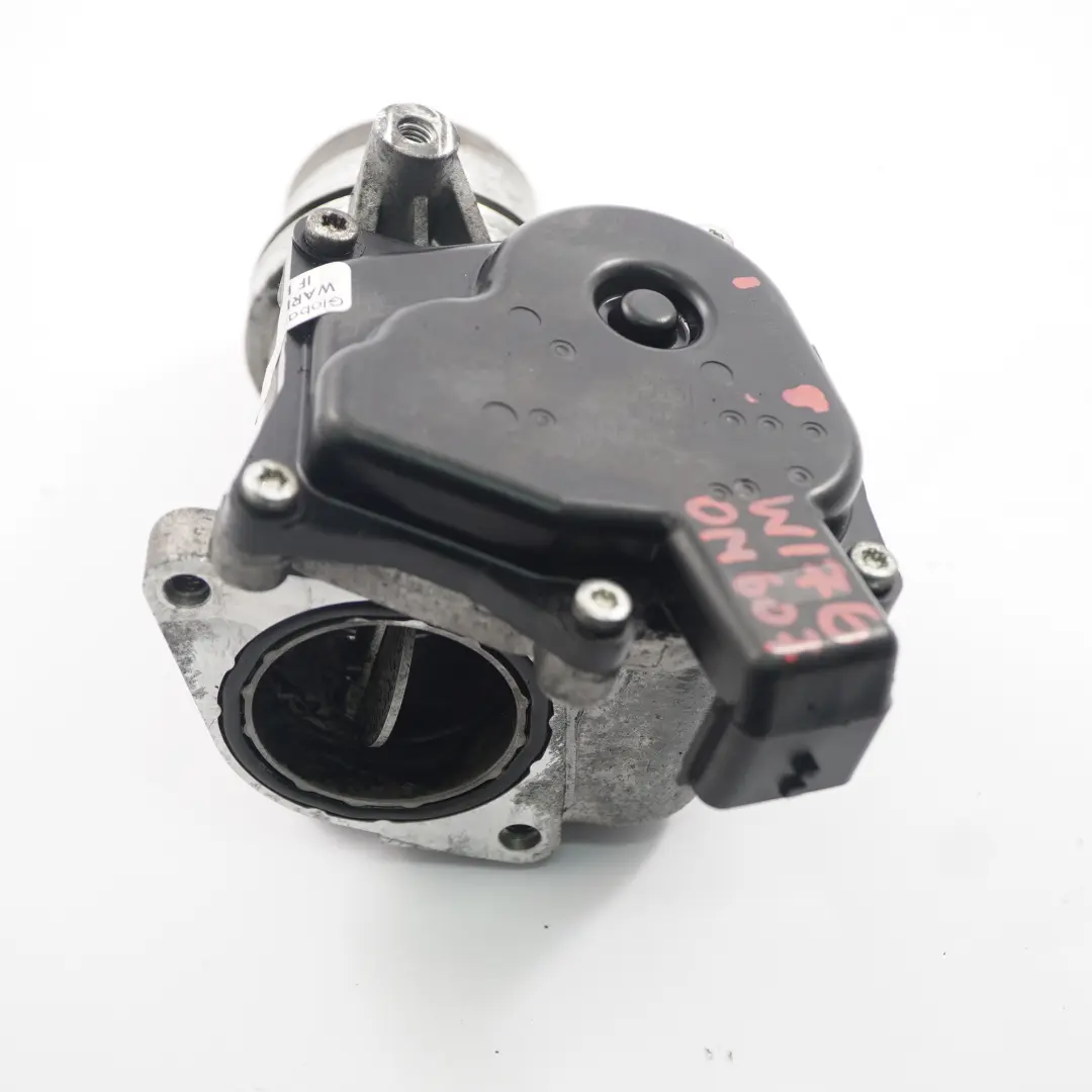 OM607 Engine Air Intake Throttle Body Valve Flap 161A09794R Mercedes W176 - SKU A6070900070-2 - Part number A6070900070