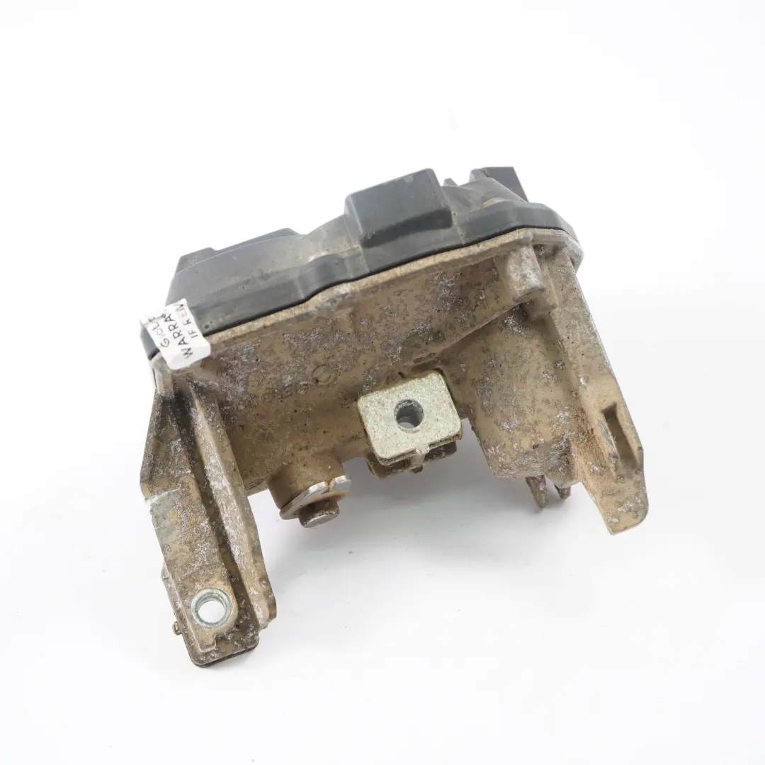 Przepustnica 5.08855.03 do Mercedes W176 W415 o numerze A6070900070 Mercedes W176 W415 Przepustnica 5.08855.03 - SKU A6070900070 - Numer Części A6070900070