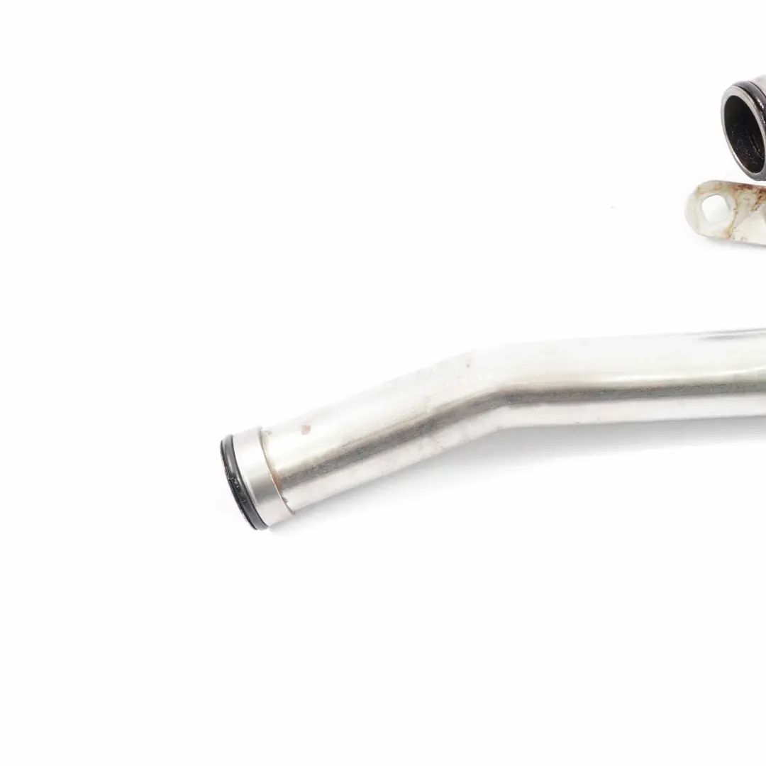 OM607 AGR Rohr Leitung Diesel 744818 für Mercedes W176 mit Teilenummer A6070900237 Mercedes W176 OM607 AGR Rohr Leitung Diesel 744818 - SKU A6070900237 - Teilenummer A6070900237