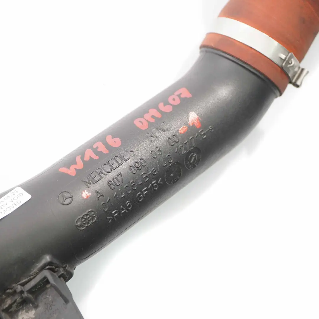 OM607 Ladeluftkühler Schlauch Rechts für Mercedes W176 W246 mit Teilenummer A6070900300 Mercedes W176 W246 OM607 Ladeluftkühler Schlauch Rechts - SKU A6070900300-1 - Teilenummer A6070900300