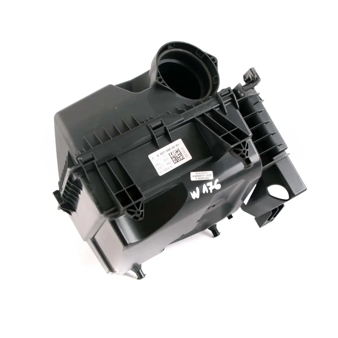 OM607 Luftfilter Box Schalldämpfergehäuse für Mercedes W176 mit Teilenummer A6070900301 Mercedes W176 OM607 Luftfilter Box Schalldämpfergehäuse - SKU A6070900301 - Teilenummer A6070900301