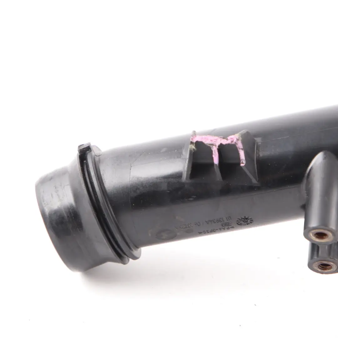 OM607 Rura Powietrza Intercoolera Turbo do Mercedes W176 W246 o numerze A6070900342 Mercedes W176 W246 OM607 Rura Powietrza Intercoolera Turbo - SKU A6070900342-1 - Numer Części A6070900342