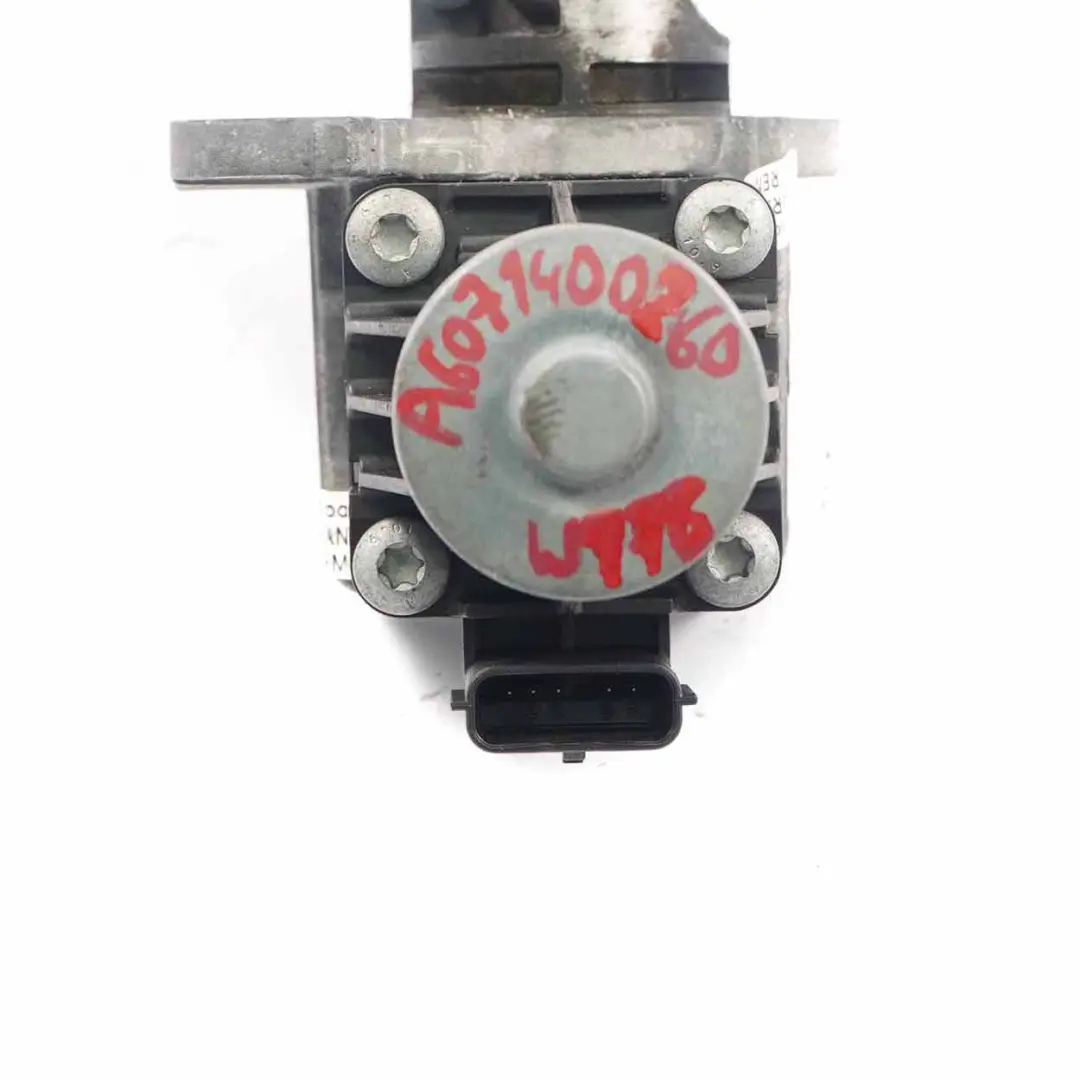 Valvola EGR Mercedes W176 W246 OM607 Ricircolo gas di scarico diesel per con numero di parte A6071400260 Valvola EGR Mercedes W176 W246 OM607 Ricircolo gas di scarico diesel - SKU A6071400260 - Numero di parte A6071400260