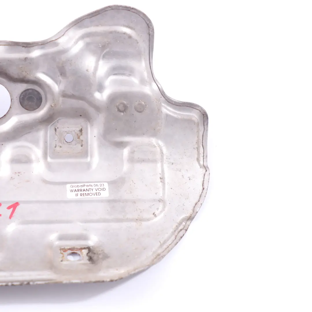 OM607 Diesel Katalysator Wärmeschutzblech für Mercedes W176 mit Teilenummer A6071410421 Mercedes W176 OM607 Diesel Katalysator Wärmeschutzblech - SKU A6071410421 - Teilenummer A6071410421