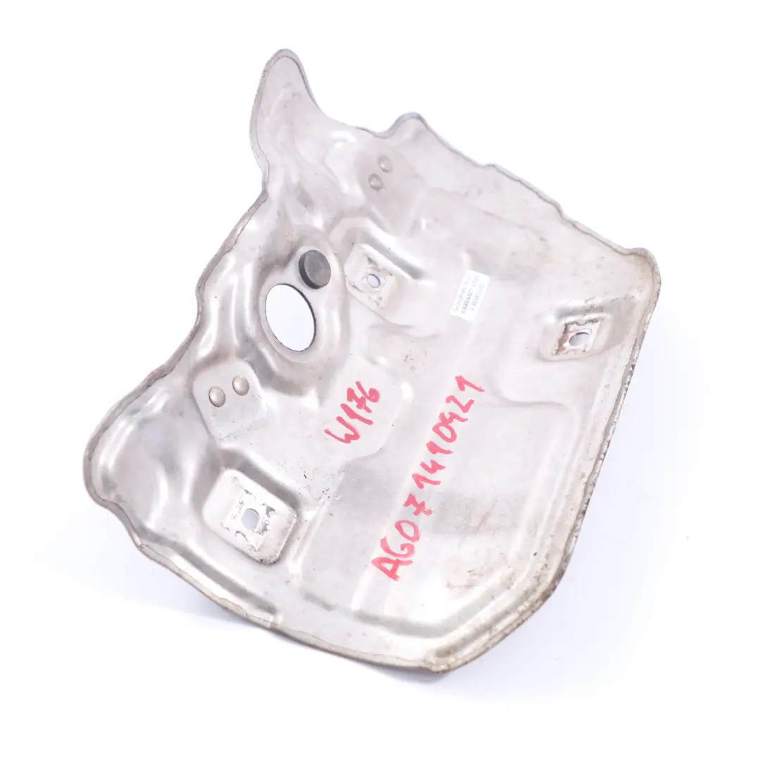 OM607 Diesel Convertitore catalitico piastra Shield per Mercedes W176 con numero di parte A6071410421 Mercedes W176 OM607 Diesel Convertitore catalitico piastra Shield - SKU A6071410421 - Numero di parte A6071410421