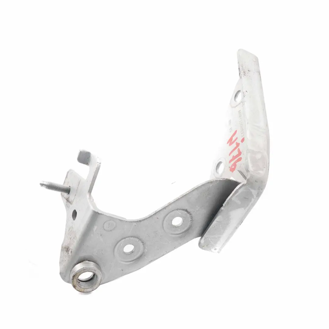 Supporto pompa acqua Mercedes W176 OM607 Supporto raffreddamento per con numero di parte A6071500273 Supporto pompa acqua Mercedes W176 OM607 Supporto raffreddamento - SKU A6071500273 - Numero di parte A6071500273