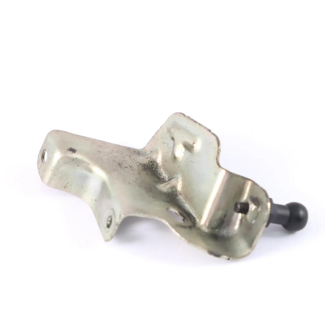 Soporte Mercedes W176 OM607 Cubierta superior del motor Soporte para con número de pieza A6071510040 Soporte Mercedes W176 OM607 Cubierta superior del motor Soporte - SKU A6071510040 - Número de pieza A6071510040