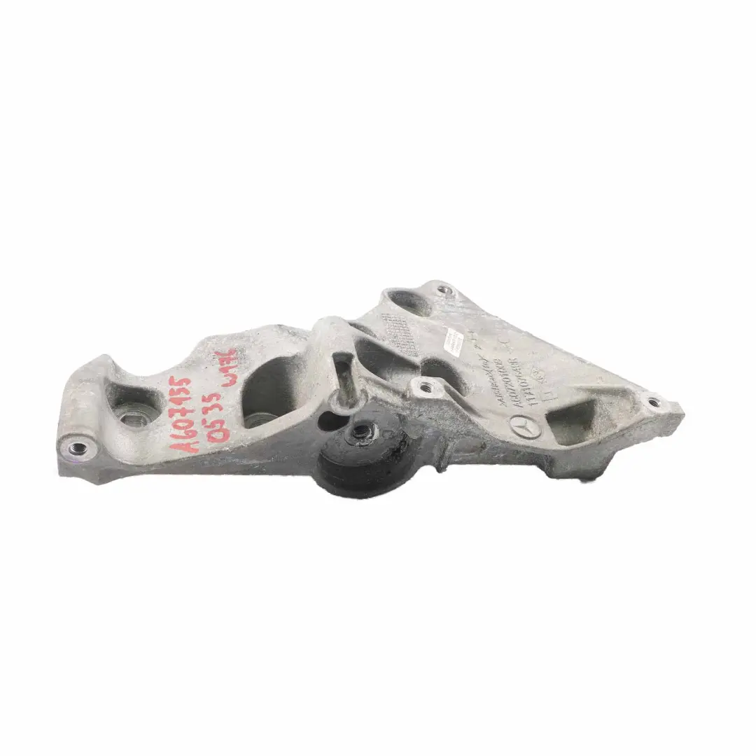 Tendicinghia Motore Mercedes W176 Supporto Staffa OM607 Diesel per con numero di parte A6071550535 Tendicinghia Motore Mercedes W176 Supporto Staffa OM607 Diesel - SKU A6071550535 - Numero di parte A6071550535