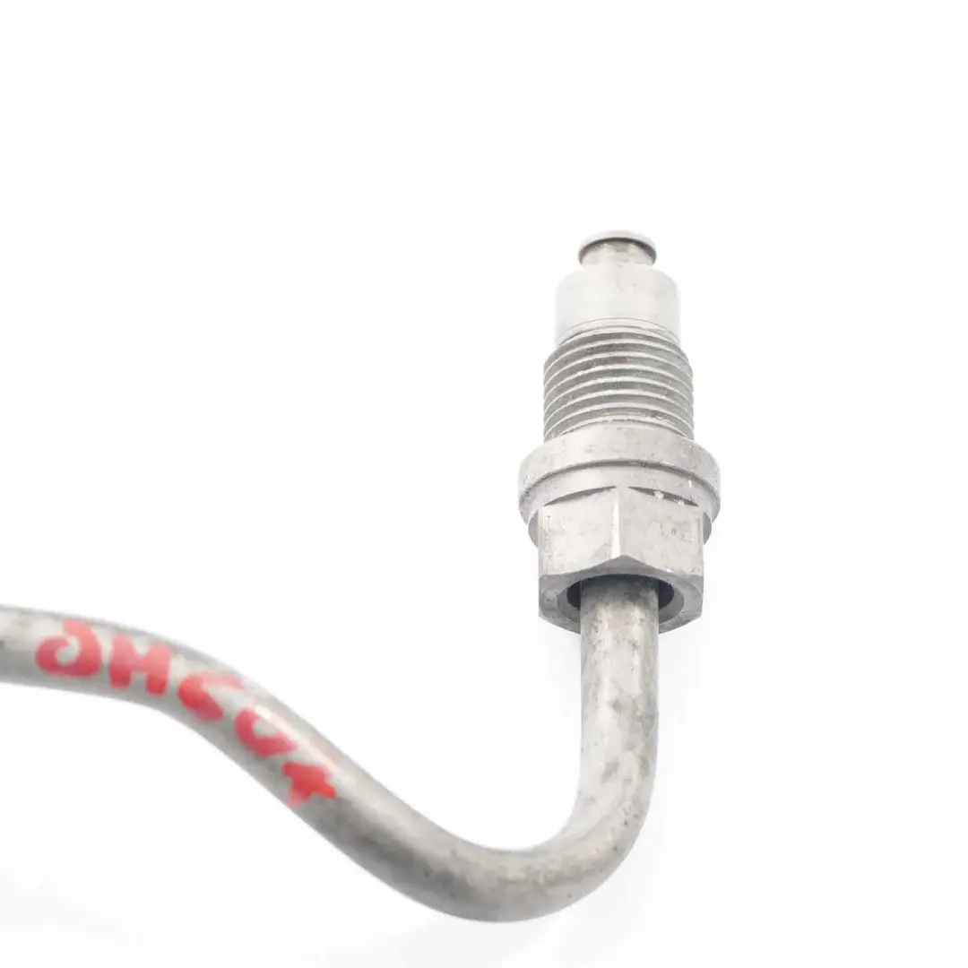 OM607 Turbo Tubo Alimentación Aceite para Mercedes W176 W246 con número de pieza A6071800000 Mercedes W176 W246 OM607 Turbo Tubo Alimentación Aceite - SKU A6071800000 - Número de pieza A6071800000