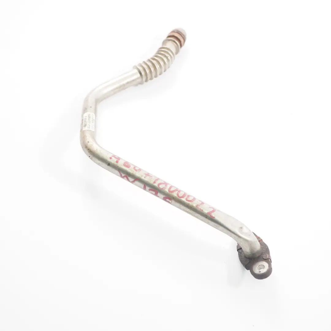 Tubo aceite Mercedes W176 W246 OM607 Manguera de turbocompresor para con número de pieza A6071800022 Tubo aceite Mercedes W176 W246 OM607 Manguera de turbocompresor - SKU A6071800022 - Número de pieza A6071800022