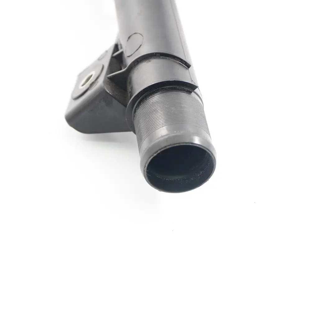 OM607 Diesel Tubo dell'acqua tubo refrigerante per Mercedes W176 W246 con numero di parte A6072000051 Mercedes W176 W246 OM607 Diesel Tubo dell'acqua tubo refrigerante - SKU A6072000051 - Numero di parte A6072000051