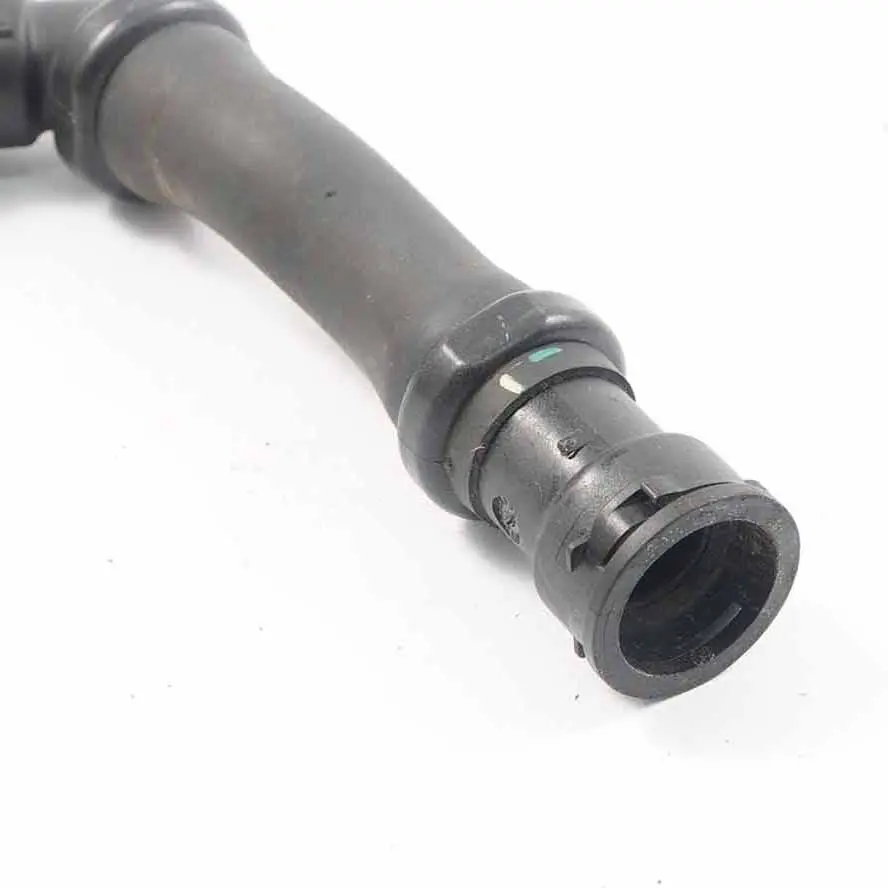 OM607 AGR Rohr Schlauch für Mercedes W176 W246 C117 Diesel mit Teilenummer A6072030000 Mercedes W176 W246 C117 Diesel OM607 AGR Rohr Schlauch - SKU A6072030000 - Teilenummer A6072030000