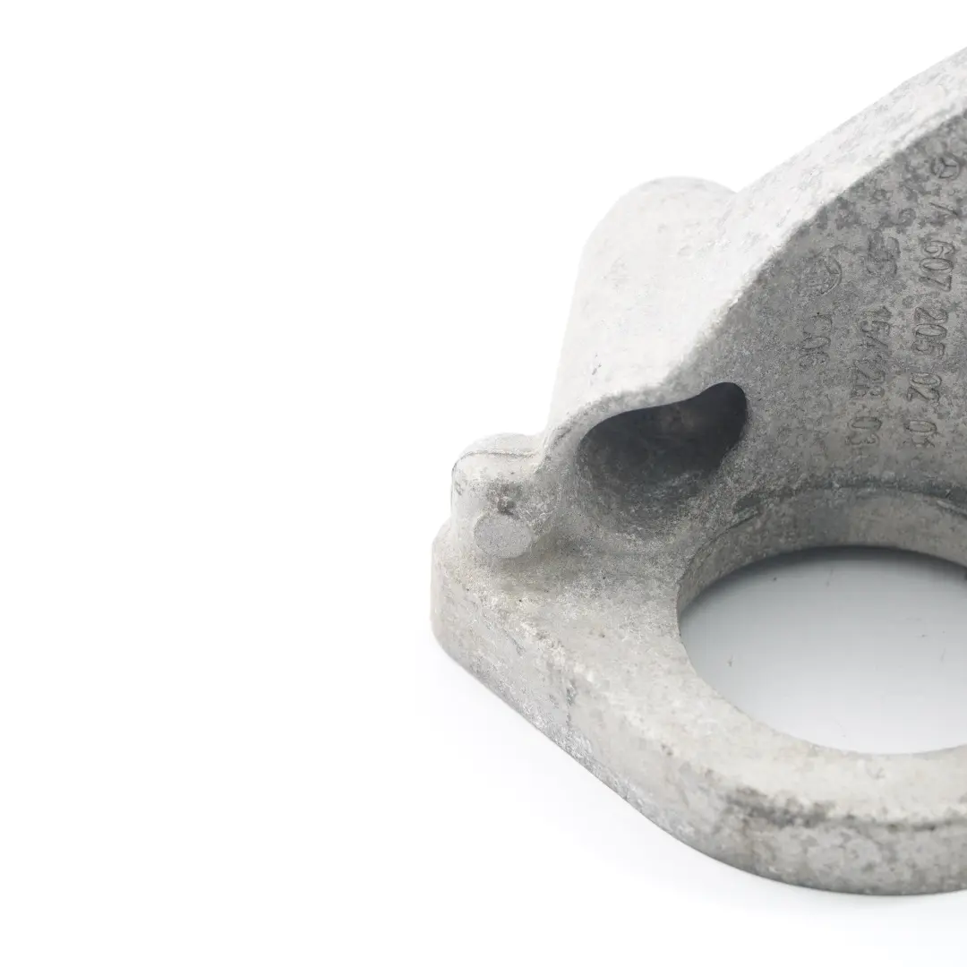 Support Rear Right O/S Mount Holder to Mercedes W176 W246 Engine with Part number A6072050201 Mercedes W176 W246 Engine Support Rear Right O/S Mount Holder - SKU A6072050201 - Part number A6072050201