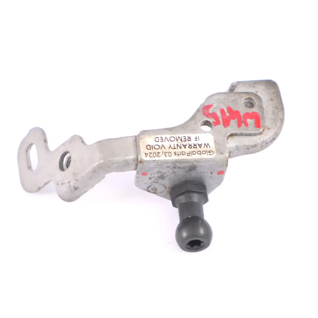 Support Mercedes W415 de fixation de l'isolation du capot moteur pour à propos du numéro de pièce A6072300340 Support Mercedes W415 de fixation de l'isolation du capot moteur - SKU A6072300340 - Numéro de pièce A6072300340