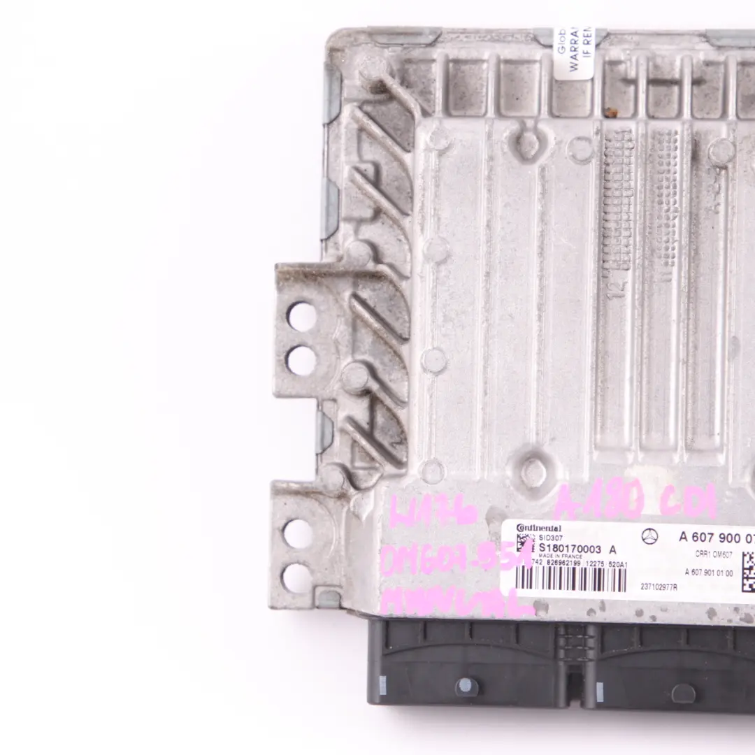 A180 CDI OM607.951 Engine Control Unit Module ECU to Mercedes W176 with Part number A6079000700 Mercedes W176 A180 CDI OM607.951 Engine Control Unit Module ECU - SKU A6079000700 - Part number A6079000700