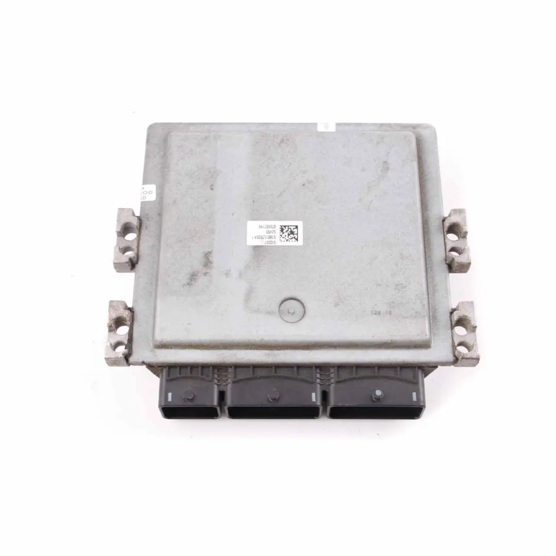 A180 CDI OM607.951 Engine Control Unit Module ECU to Mercedes W176 with Part number A6079000700 Mercedes W176 A180 CDI OM607.951 Engine Control Unit Module ECU - SKU A6079000700 - Part number A6079000700