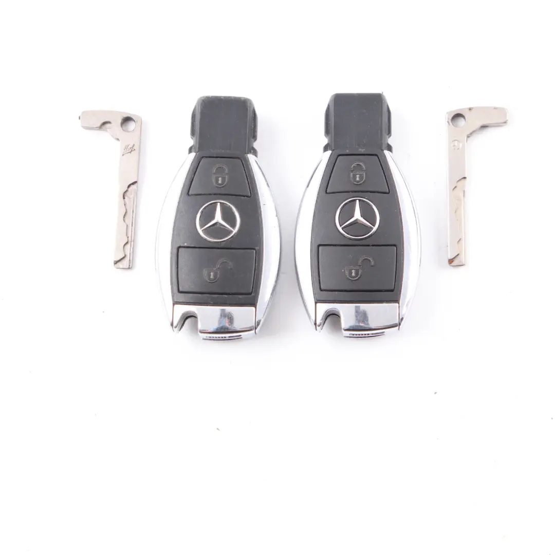 A180 CDI OM607 Engine Module ECU Keys Lock Automatic to Mercedes W176 with Part number A6079002200 Mercedes W176 A180 CDI OM607 Engine Module ECU Keys Lock Automatic - SKU A6079002200-1 - Part number A6079002200