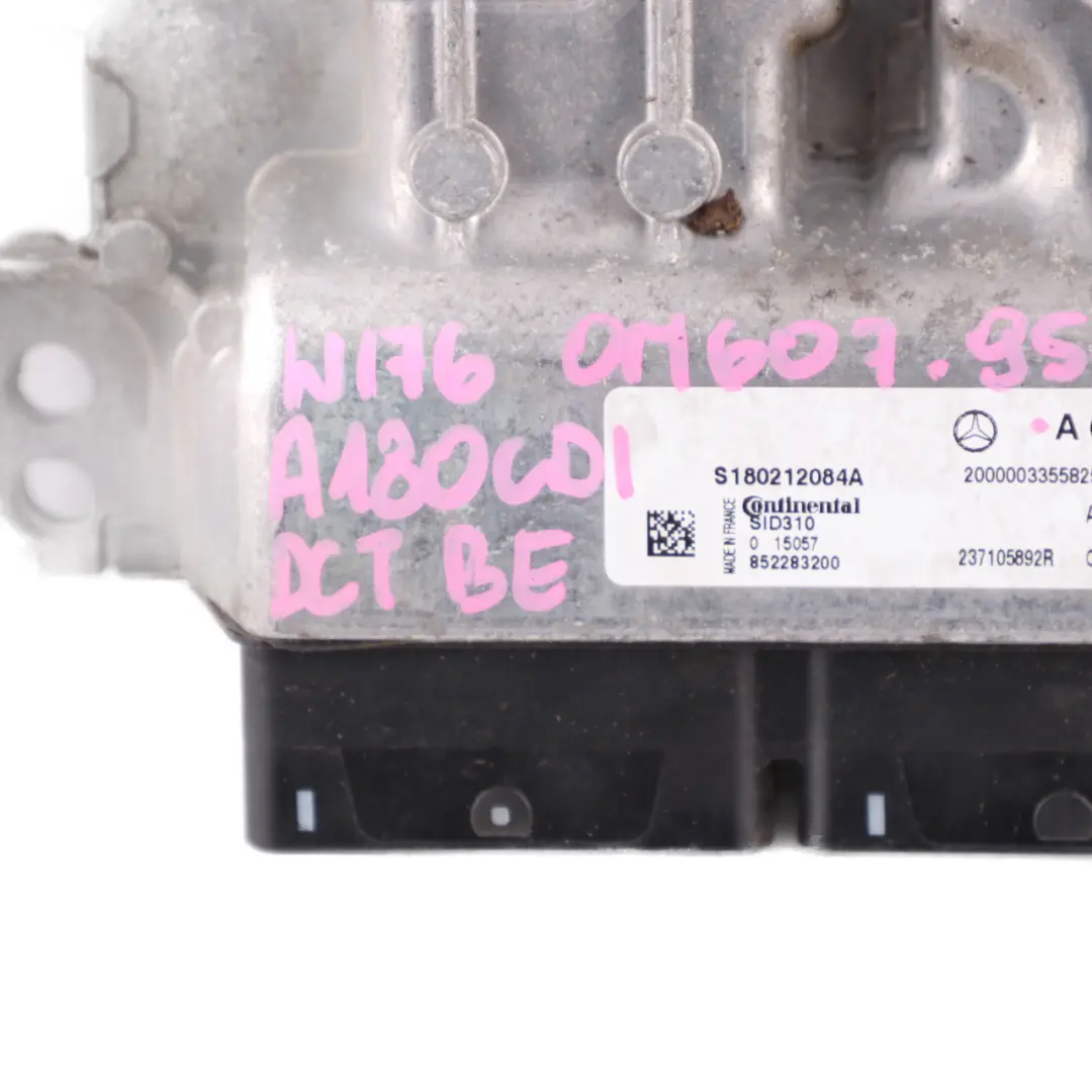 Mercedes W176 A180 CDI OM607 109HP BlueEFFICIENCY Unité moteur ECU - SKU A6079002200-2 - Numéro de pièce A6079002200