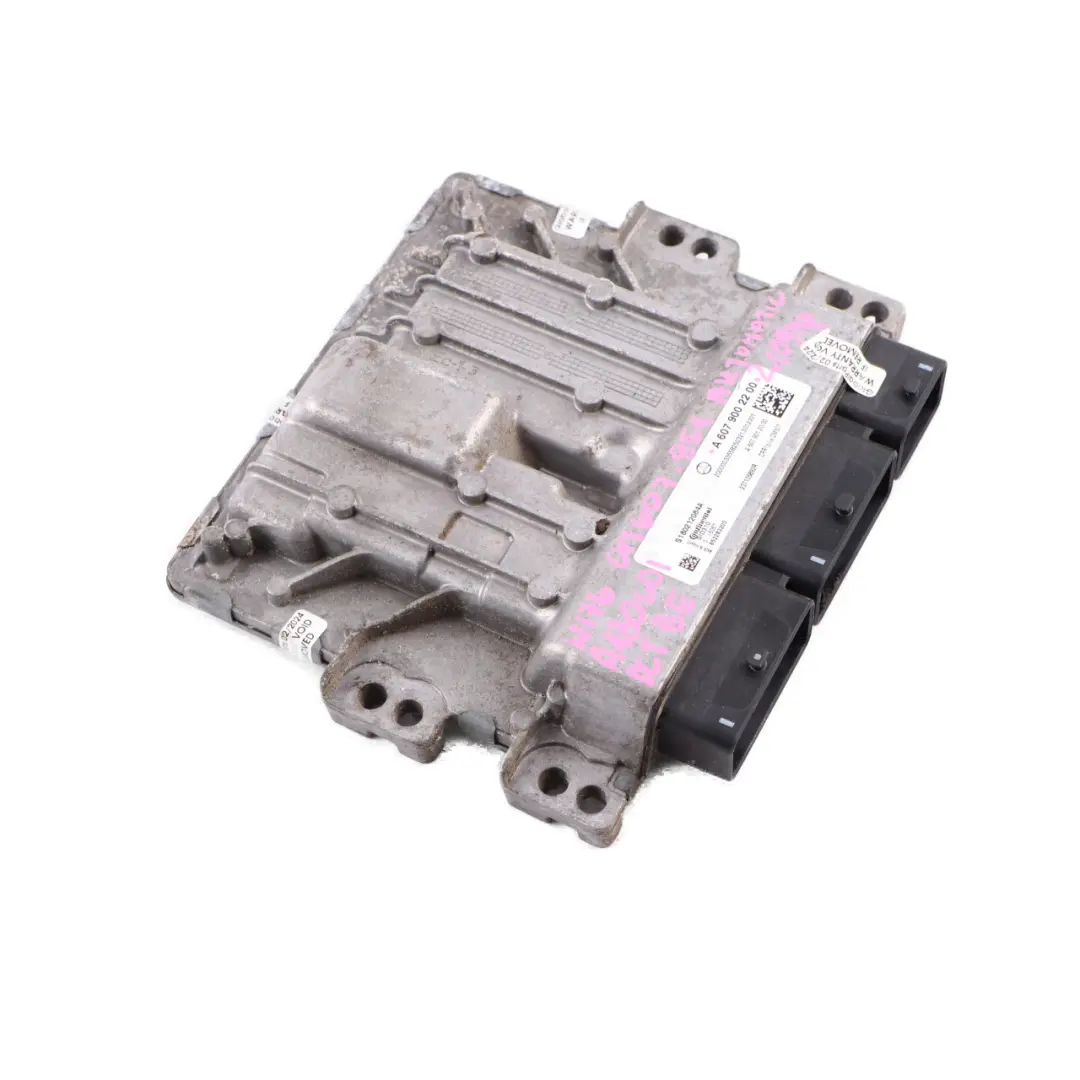 Mercedes W176 A180 CDI OM607 109HP BlueEFFICIENCY Unité moteur ECU - SKU A6079002200-2 - Numéro de pièce A6079002200