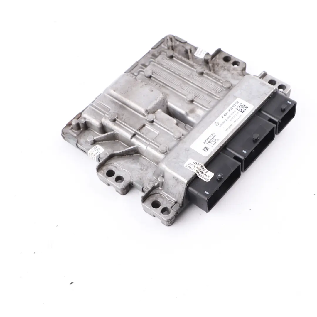 607.951 109HP Unité Moteur ECU pour Mercedes W176 W246 180 CDI à propos du numéro de pièce A6079002300 Mercedes W176 W246 180 CDI 607.951 109HP Unité Moteur ECU - SKU A6079002300 - Numéro de pièce A6079002300