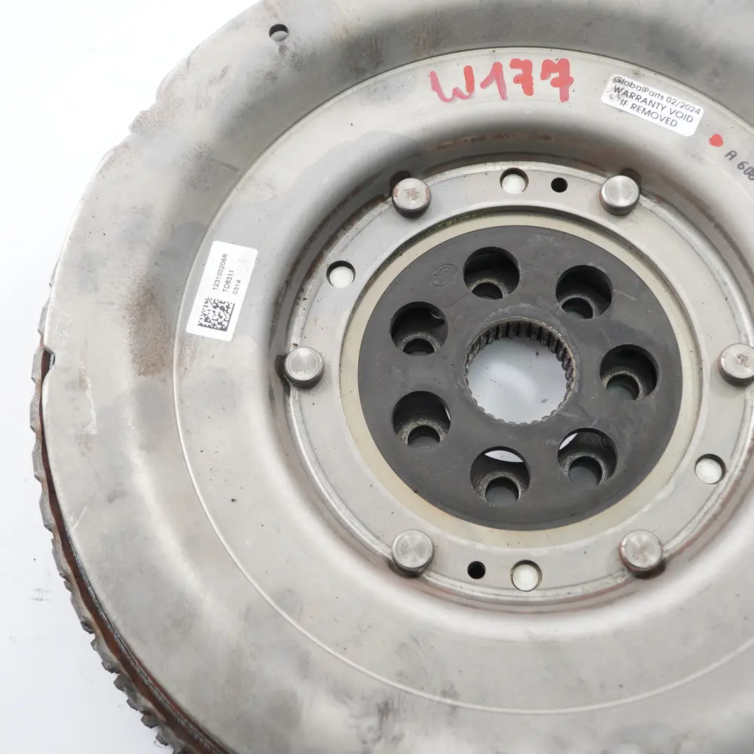 OM608 Double volant d'inertie Boîte automatique pour Mercedes W177 à propos du numéro de pièce A6080300100 Mercedes W177 OM608 Double volant d'inertie Boîte automatique - SKU A6080300100 - Numéro de pièce A6080300100