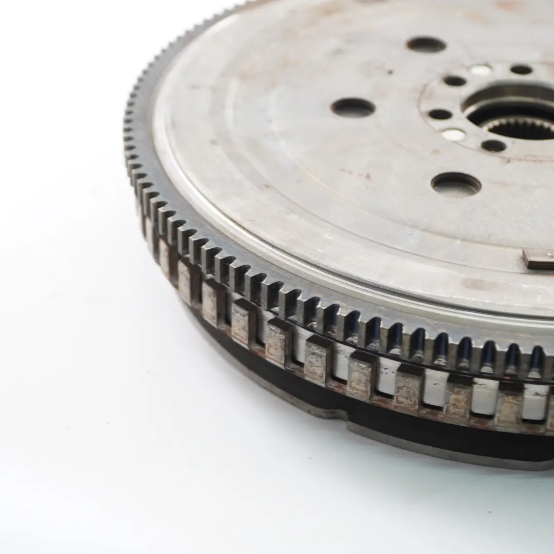 OM608 Double volant d'inertie Boîte automatique pour Mercedes W177 à propos du numéro de pièce A6080300100 Mercedes W177 OM608 Double volant d'inertie Boîte automatique - SKU A6080300100 - Numéro de pièce A6080300100