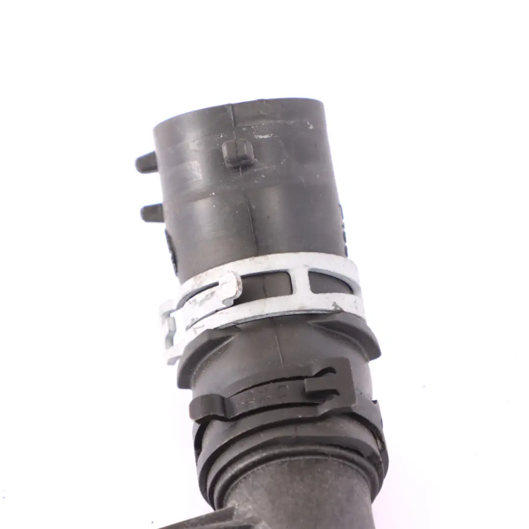 OM608 Tubo di raffreddamento EGR flessibile per Linea EGR Mercedes W177 con numero di parte A6081400500 Linea EGR Mercedes W177 OM608 Tubo di raffreddamento EGR flessibile - SKU A6081400500-1 - Numero di parte A6081400500