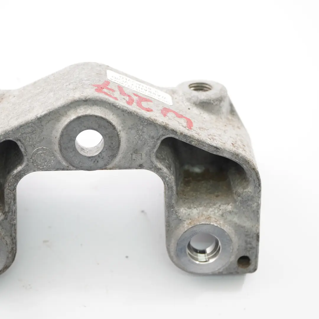 OM608 Supporto supporto motore per Mercedes W177 W247 con numero di parte A6082200100 Mercedes W177 W247 OM608 Supporto supporto motore - SKU A6082200100 - Numero di parte A6082200100