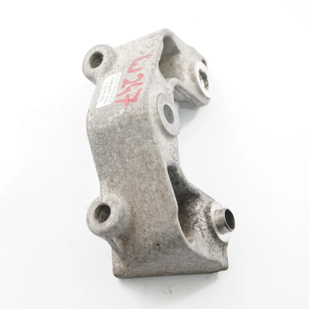 OM608 Supporto supporto motore per Mercedes W177 W247 con numero di parte A6082200100 Mercedes W177 W247 OM608 Supporto supporto motore - SKU A6082200100 - Numero di parte A6082200100