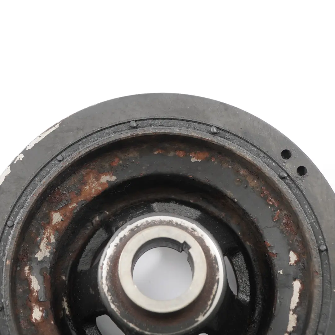 OM611 Amortiguador de vibraciones Polea del cigüeñal para Mercedes W906 con número de pieza A6110301403 Mercedes W906 OM611 Amortiguador de vibraciones Polea del cigüeñal - SKU A6110301403 - Número de pieza A6110301403