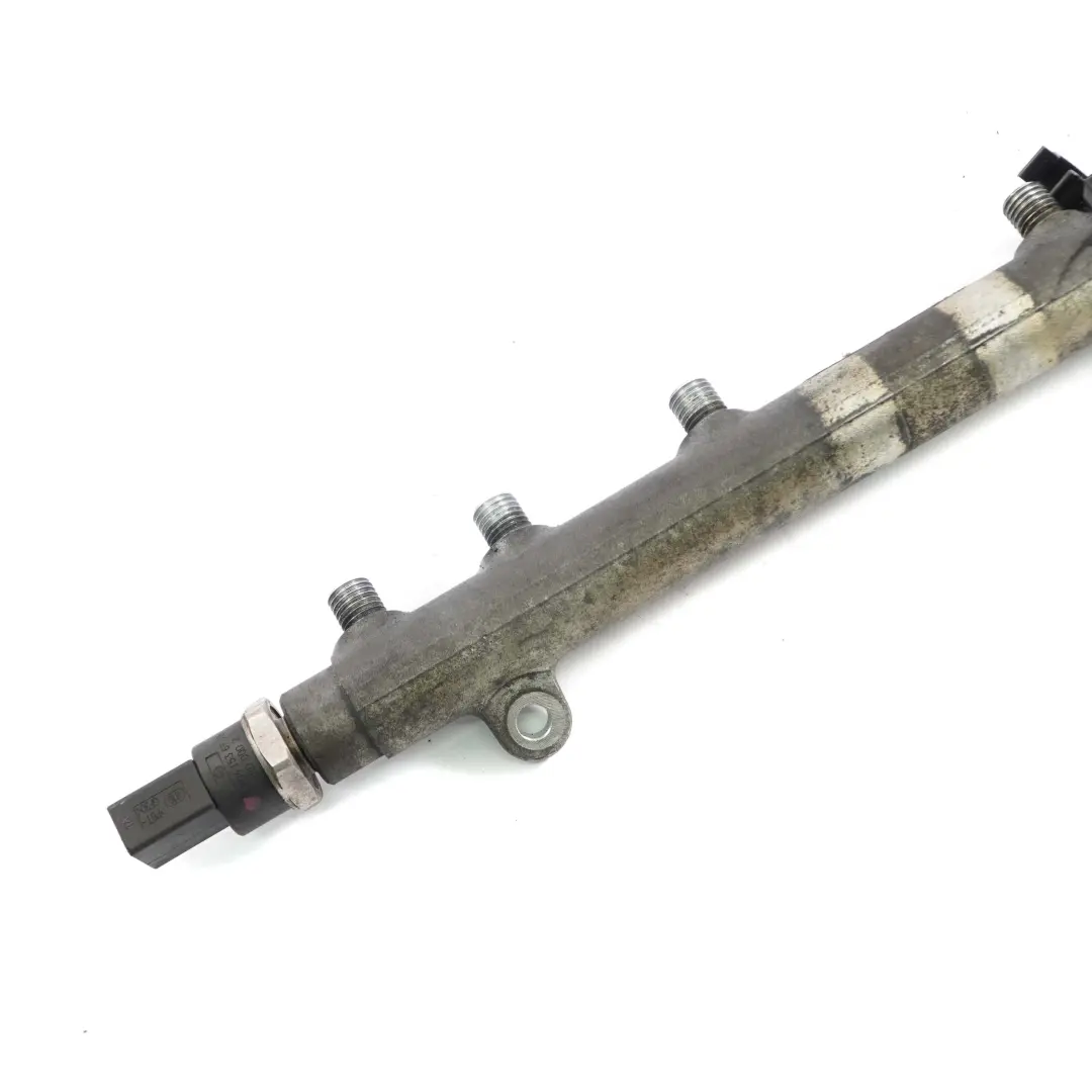 Línea Riel Presión Mercedes W203 W211 W639 OM646 Inyector Gasolina para con número de pieza A6110700395 Línea Riel Presión Mercedes W203 W211 W639 OM646 Inyector Gasolina - SKU A6110700395 - Número de pieza A6110700395