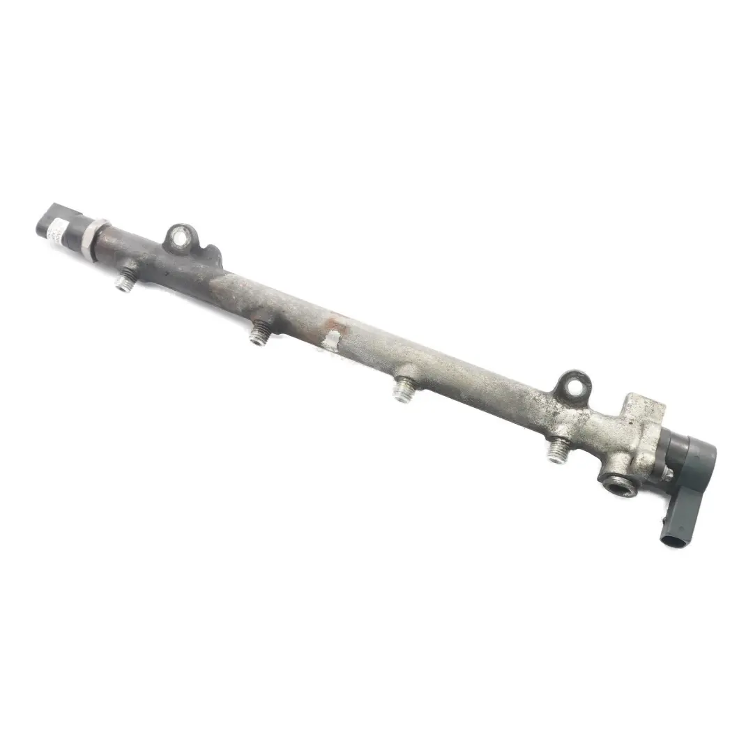  Iniettore Carburante Mercedes W203 OM611 Linea Alimentazione Diesel - SKU A6110700495 - Numero di parte A6110700495