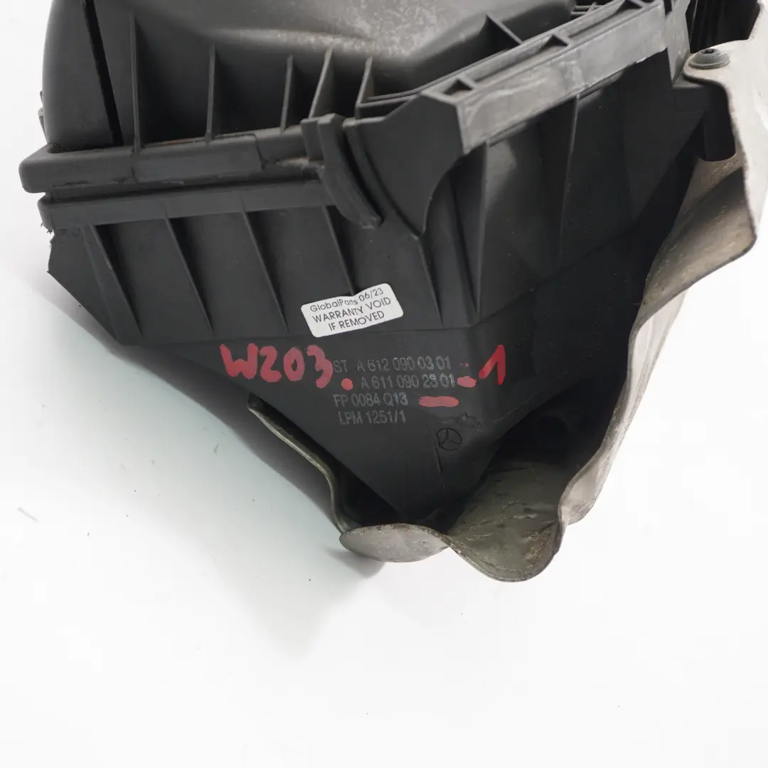 Caja filtro de aire A6120900901 para Mercedes W203 W163 2.7 CDI Diesel con número de pieza A6110902301 Mercedes W203 W163 2.7 CDI Diesel Caja filtro de aire A6120900901 - SKU A6110902301 - Número de pieza A6110902301