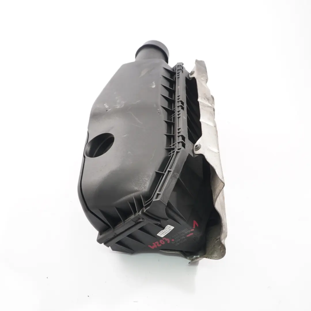 Caja filtro de aire A6120900901 para Mercedes W203 W163 2.7 CDI Diesel con número de pieza A6110902301 Mercedes W203 W163 2.7 CDI Diesel Caja filtro de aire A6120900901 - SKU A6110902301 - Número de pieza A6110902301