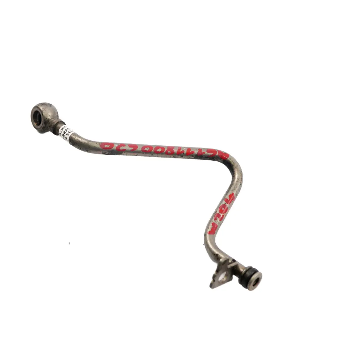 OM611.646 Turbo Öl Zufuhr Leitung für Mercedes W204 W211 mit Teilenummer A6111800620 Mercedes W204 W211 OM611.646 Turbo Öl Zufuhr Leitung - SKU A6111800620 - Teilenummer A6111800620