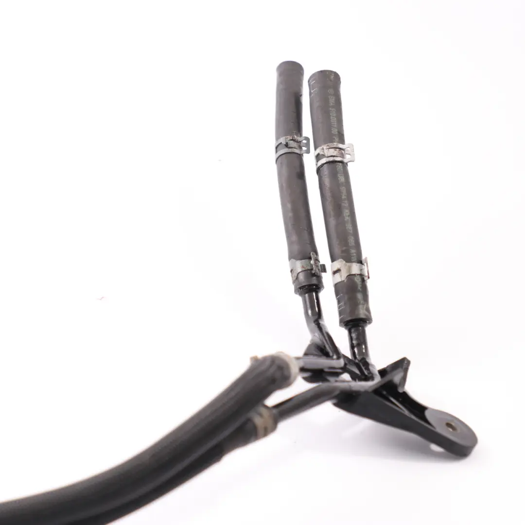 OM611 Tuyau d'eau Pompe à eau Coolant Pipe Line pour Mercedes W203 à propos du numéro de pièce A6112031682 Mercedes W203 OM611 Tuyau d'eau Pompe à eau Coolant Pipe Line - SKU A6112031682 - Numéro de pièce A6112031682