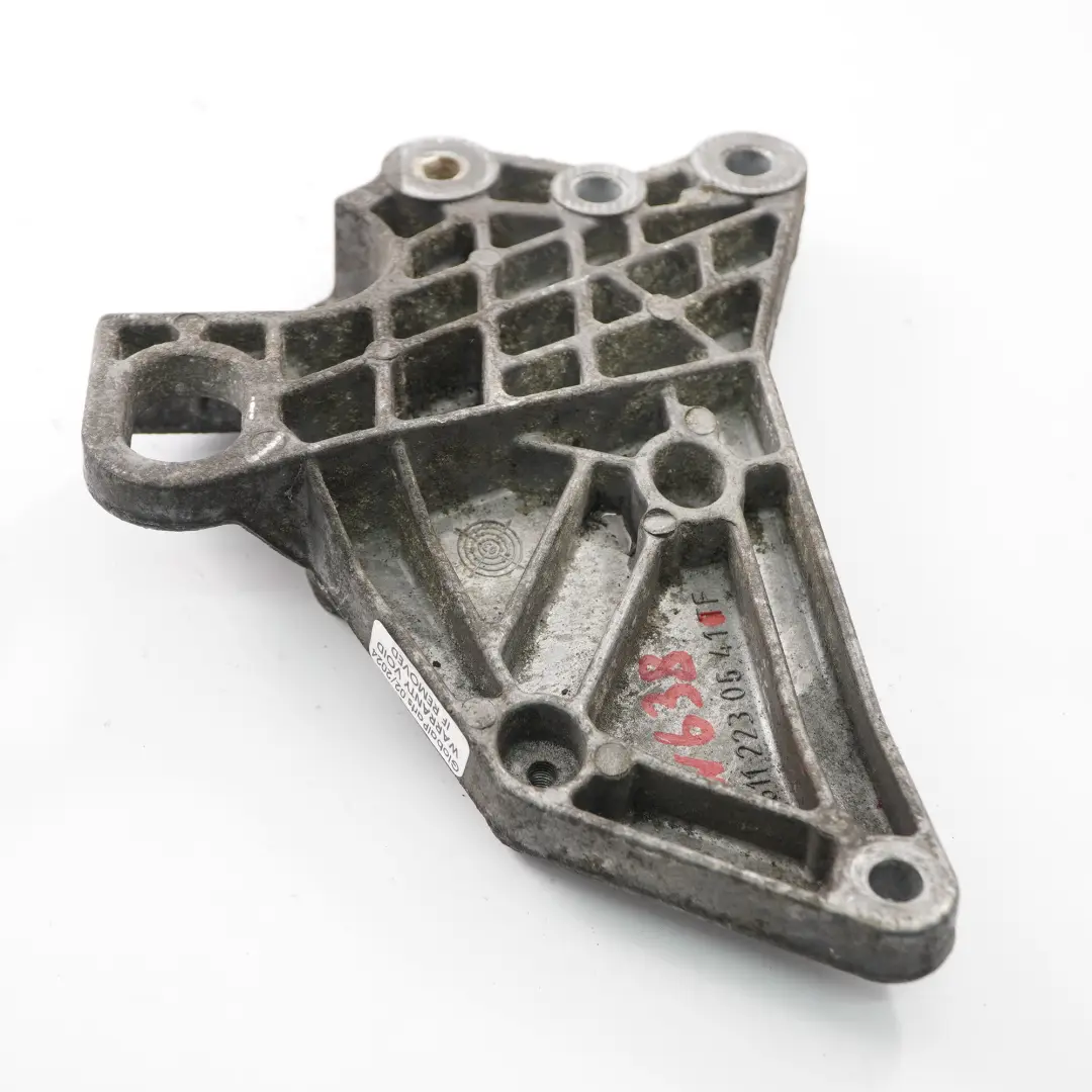 Soporte Motor Mercedes W638 W901 W905 OM611 Soporte para con número de pieza A6112230541 Soporte Motor Mercedes W638 W901 W905 OM611 Soporte - SKU A6112230541 - Número de pieza A6112230541