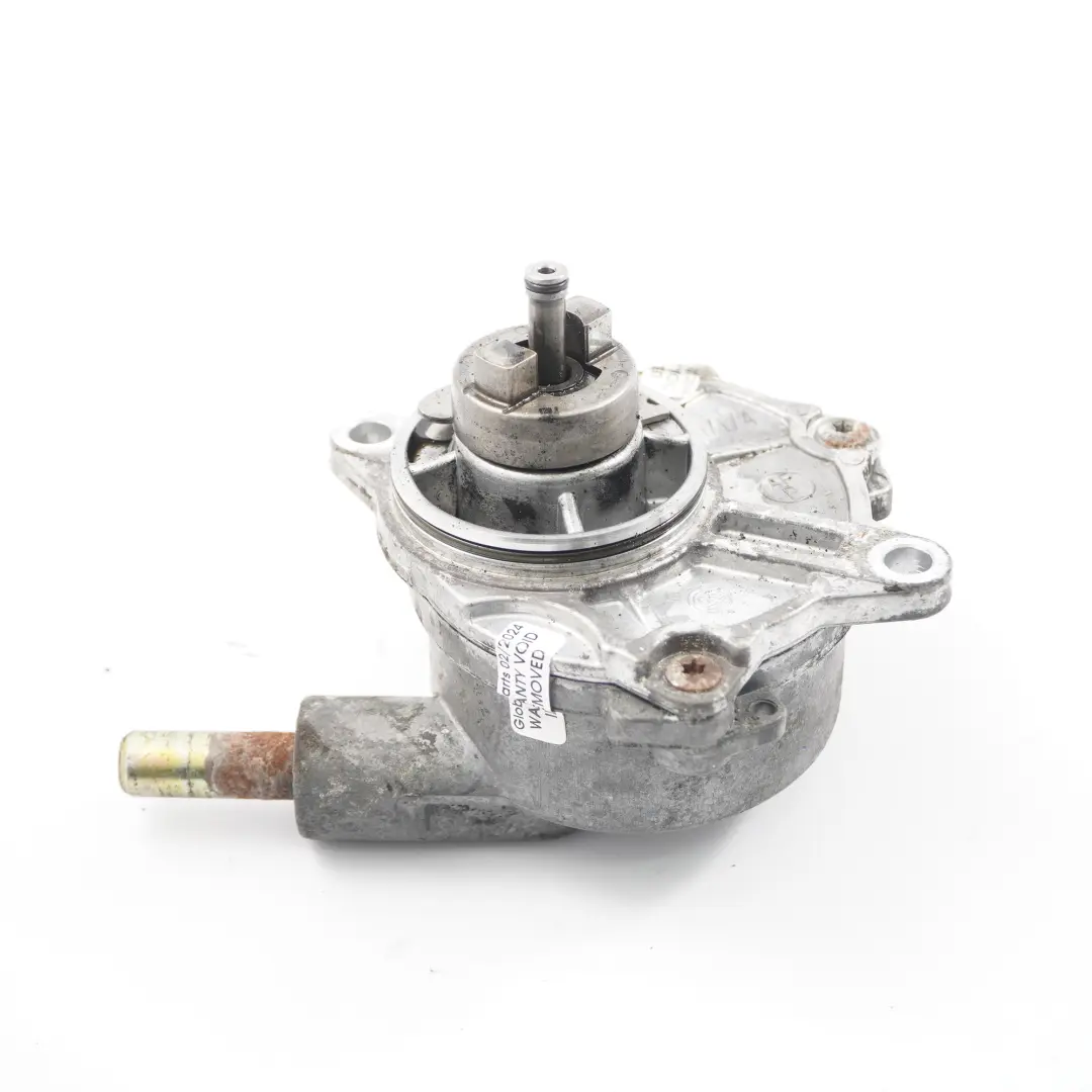 W901 W902 W903 W904 W905 OM611 Pompa Del Vuoto per Mercedes Sprinter con numero di parte A6112300265 Mercedes Sprinter W901 W902 W903 W904 W905 OM611 Pompa Del Vuoto - SKU A6112300265 - Numero di parte A6112300265