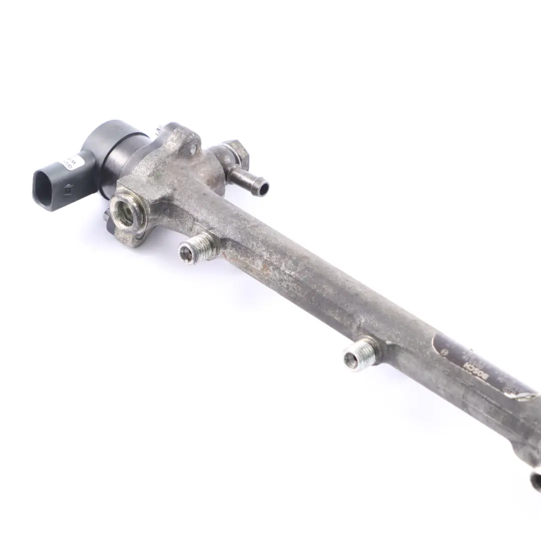 Mercedes W163 W203 W210 OM612 Diesel Kraft Stoff Verteiler Rohr - SKU A6120700095 - Teilenummer A6120700095