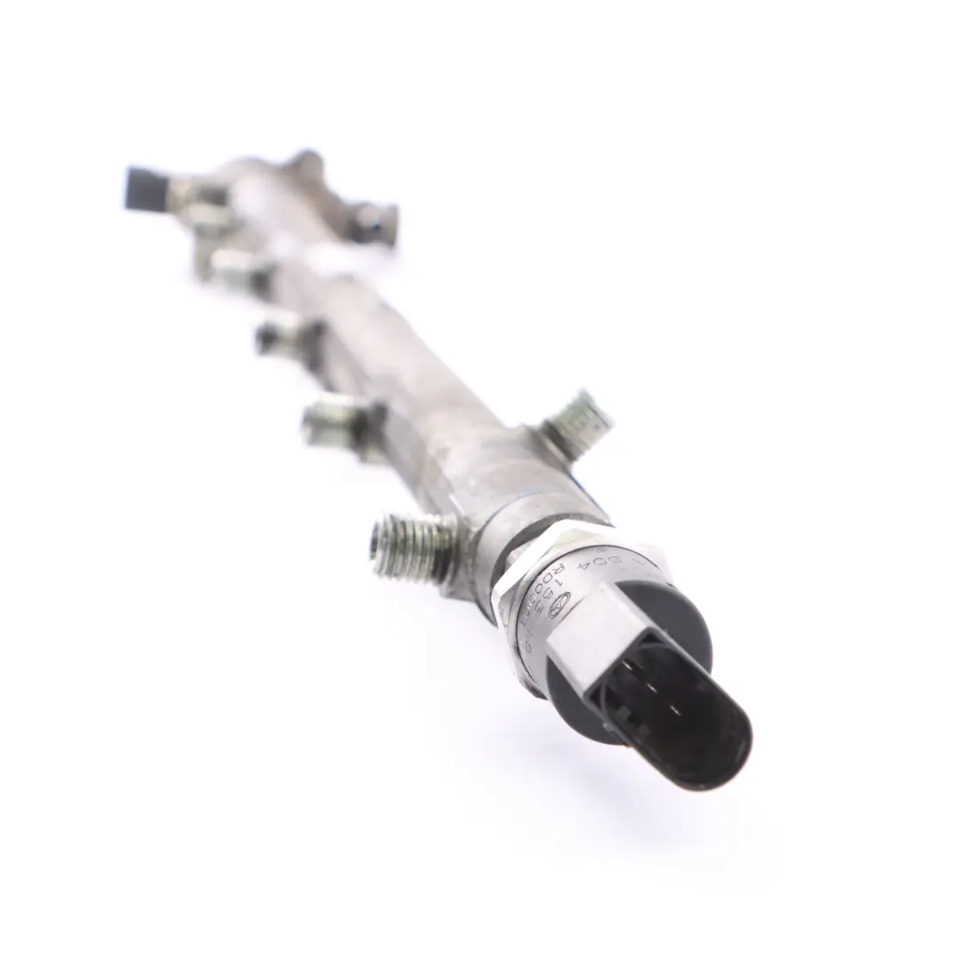 Mercedes W163 W203 W210 OM612 Diesel Kraft Stoff Verteiler Rohr - SKU A6120700095 - Teilenummer A6120700095