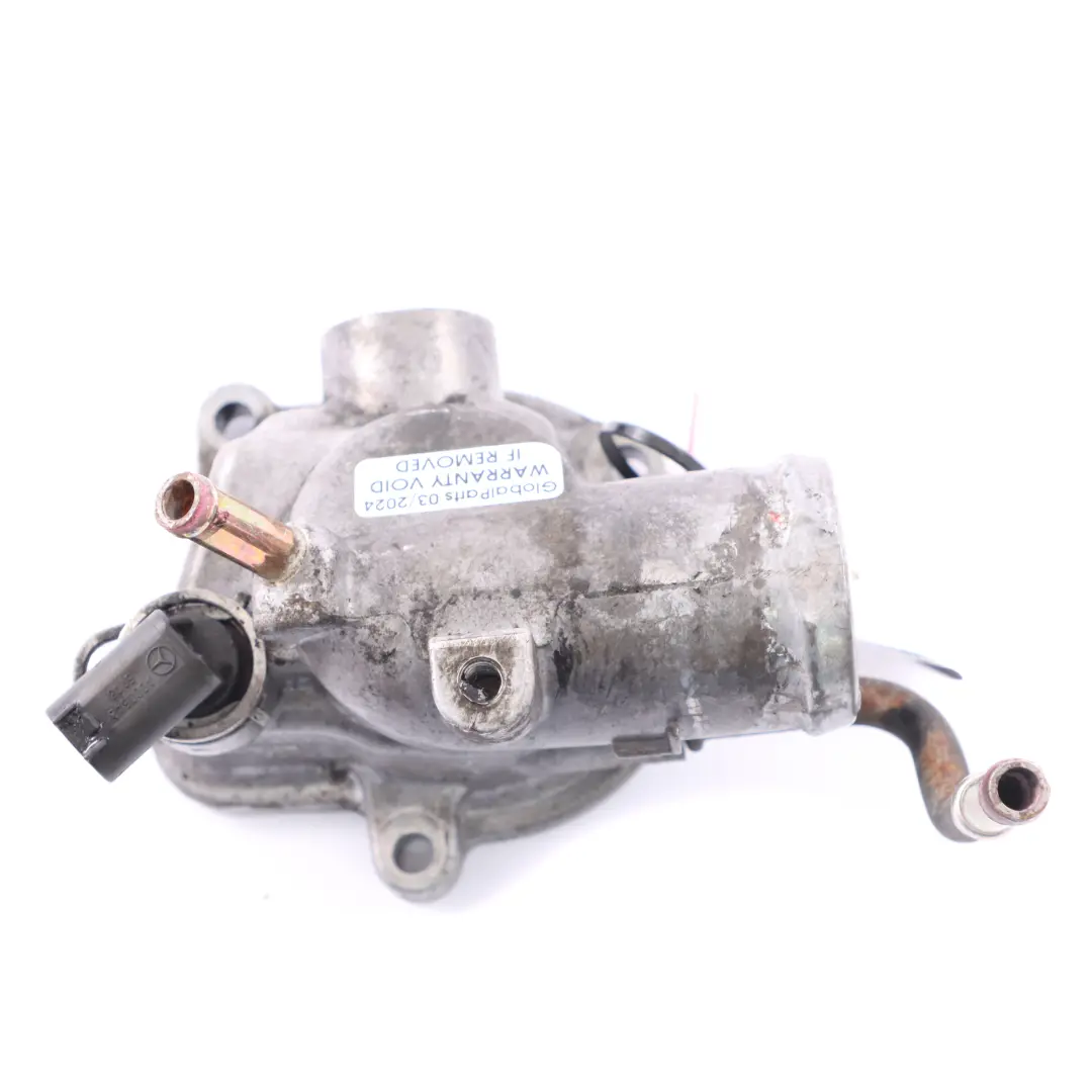 Theromstat Mercedes ML W163 Diesel OM612 Carcasa del termostato para con número de pieza A6122030275 Theromstat Mercedes ML W163 Diesel OM612 Carcasa del termostato - SKU A6122030275 - Número de pieza A6122030275