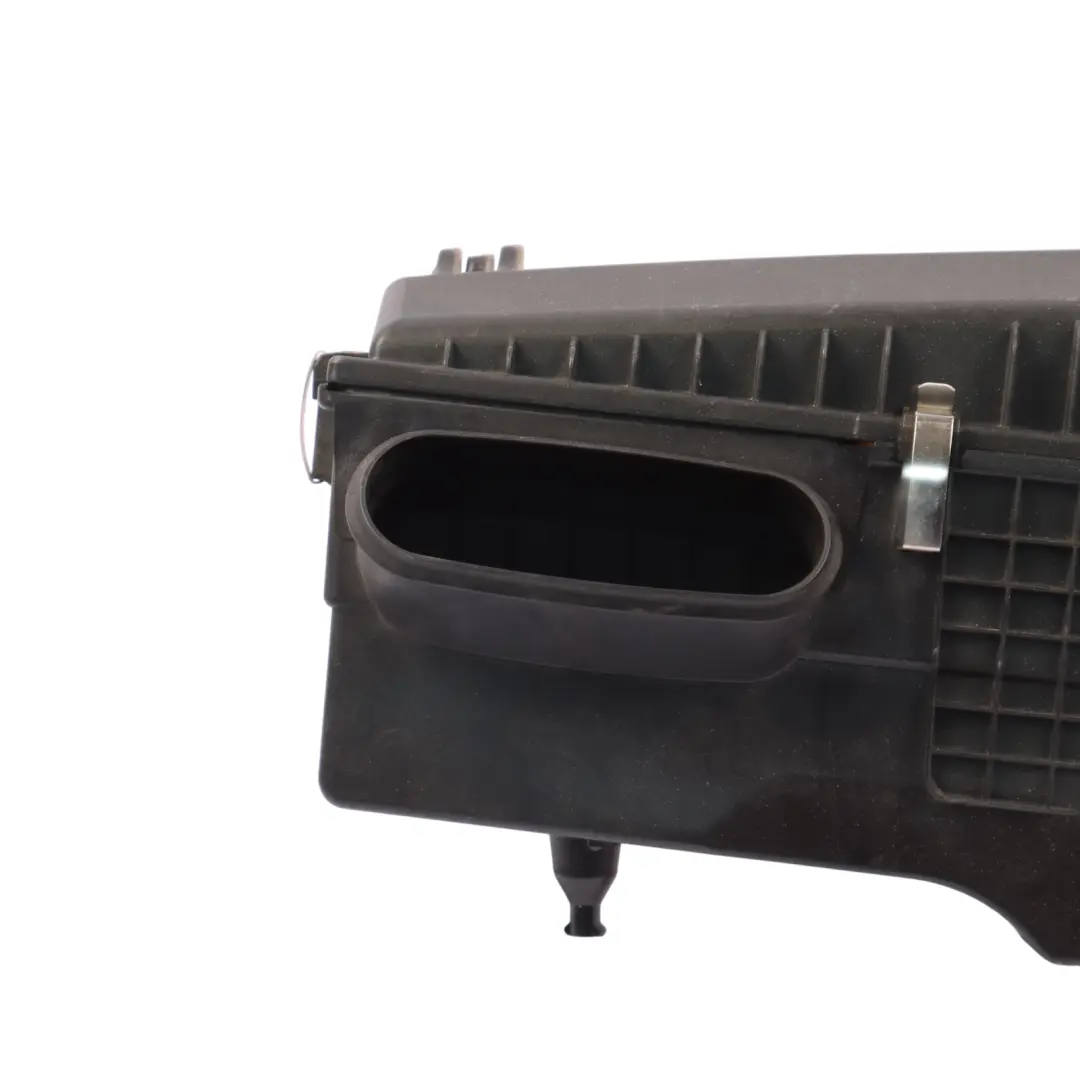Mercedes W205 OM626 Boîte de Filtre à Air Silencieux Couvre Filtre - SKU A6260900201 - Numéro de pièce A6260900201